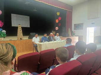 ​В Новом Реданте выразили свою солидарность в борьбе за мир без терроризма