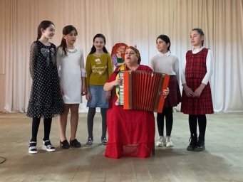 Концерт подарил   зрителям много радостных минут.