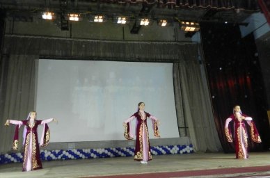 Танцевальный ансамбль "Седарчий" выступил в конкурсной программе фестиваля