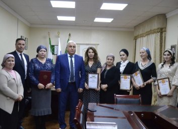 Почетные грамоты за плодотворный труд в  культурно- досуговой деятельности
