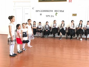 В Троицком отметили праздник весны и труда