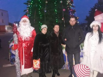 Сунженцы встретили Новый год у главной елки города
