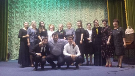 Работники ДК с. Алхасты  побывали на концерте в РДК г. Сунжа