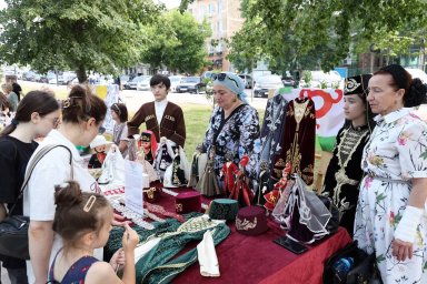 Мастерица из Ингушетии принимает участие в Форуме-фестивале патриотических программ «За Родину!»