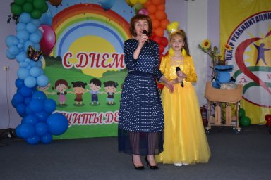 ​Сотрудники РДНТ поздравили воспитанников Республиканского реабилитационного центра для детей-инвалидов