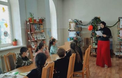 «Мир без насилия».