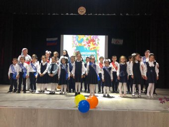 Работники культурно-досуговых учреждений Ингушетии поздравили с праздником выпускников школ региона