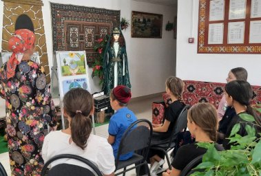 ​В Яндаре отдали дань памяти сотрудникам правоохранительных органов, погибшим 15 лет назад в результате чудовищного теракта