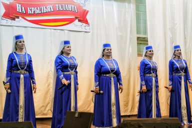 ​Малгобекские артисты выступили с концертом в поселке Карца