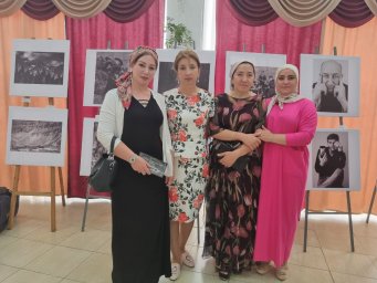 На фотовыставке
