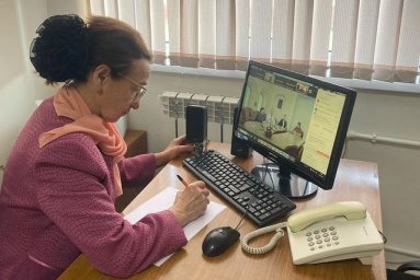 ​Художественный руководитель ГКУ «РДНТ» А.М. Абдурзакова принимает участие во Всероссийском zoom-семинаре «Молодёжь, культура, ценности».