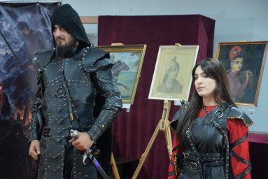 ​Сотрудники РДНТ побывали на открытии выставки «След Амазонок»