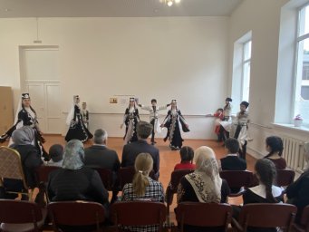 ​Тематический час, посвященный Дню отца, прошел в Троицком Доме культуры