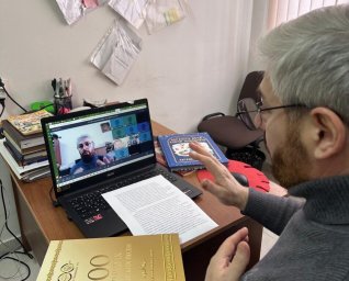 ​Наш коллега Ильяс Евлоев принял участие в отчётно-проектной онлайн-сессии Государственного Российского Дома народного творчества им. В. Д. Поленова