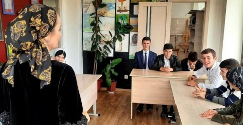 ​Круглый стол о традициях Кавказа прошел в Доме культуры сельского поселения Яндаре