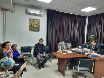 ​Директор РДНТ Алаудин Эсмурзиев провел итоговое совещание с коллективом