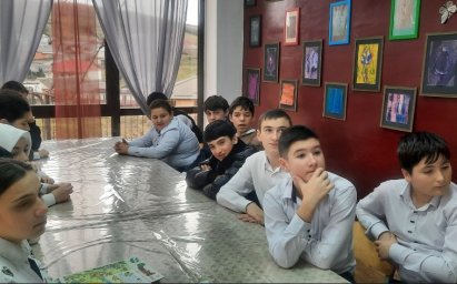 ​Беседу «Закон обо мне - мне о Законе» провели в Доме культуры сельского поселения Яндаре