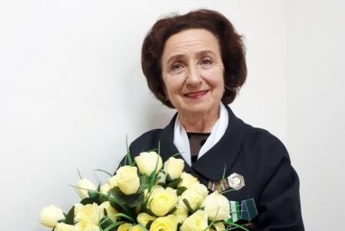 ​Сегодня отмечает свой день рождения наша коллега Асет Абдурзакова