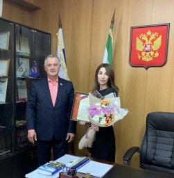 Благодарность Малгобекского райсовета вручена директору Дома культуры сельского поселения Сагопши
