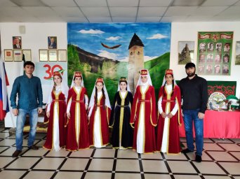 ​В Галашках отметили 30-ю годовщину возрождения ингушской государственности
